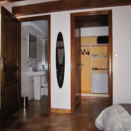 La Frandomiere Bed & Breakfast Saint-Martin-de-Londres Room photo