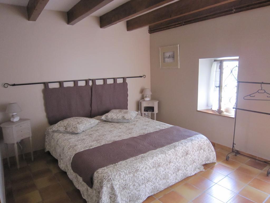 La Frandomiere Bed & Breakfast Saint-Martin-de-Londres Room photo